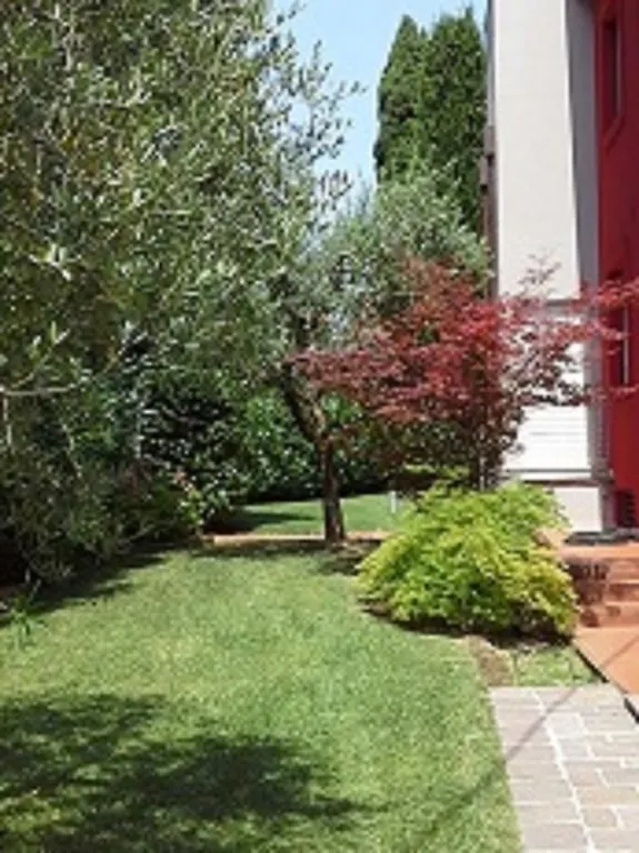 Relais Villa Lezard Lazise 0*, Colà İtalya