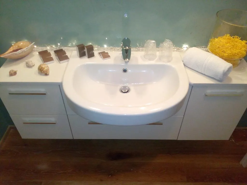 Relais Villa Lezard Lazise Oda ve Kahvaltı Colà